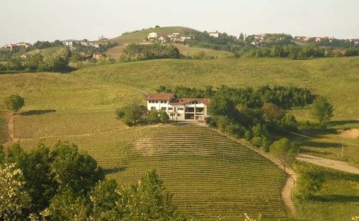 Estate in Bastia Mondovi, Piedmont, Italy 1