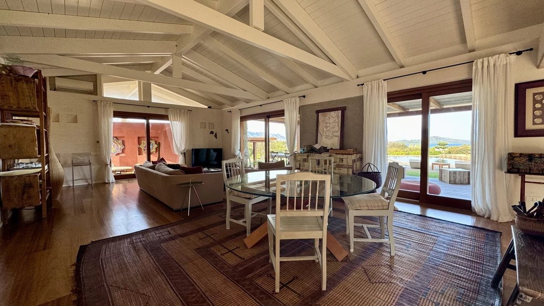 Villa à Lu Fraili di Sotto, Sardaigne, Italie 1 - 14007178