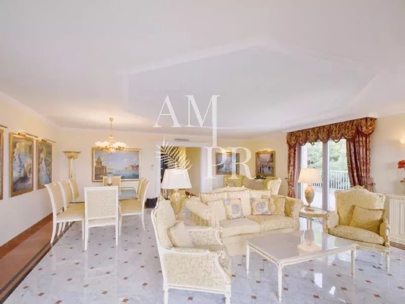 Villa in Centre, Vallauris, France 2 - 10877185