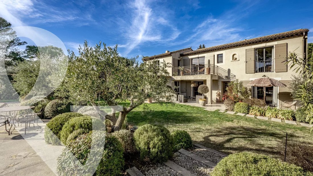House in Eygalières, Provence-Alpes-Côte d'Azur, France 2 - 15145668