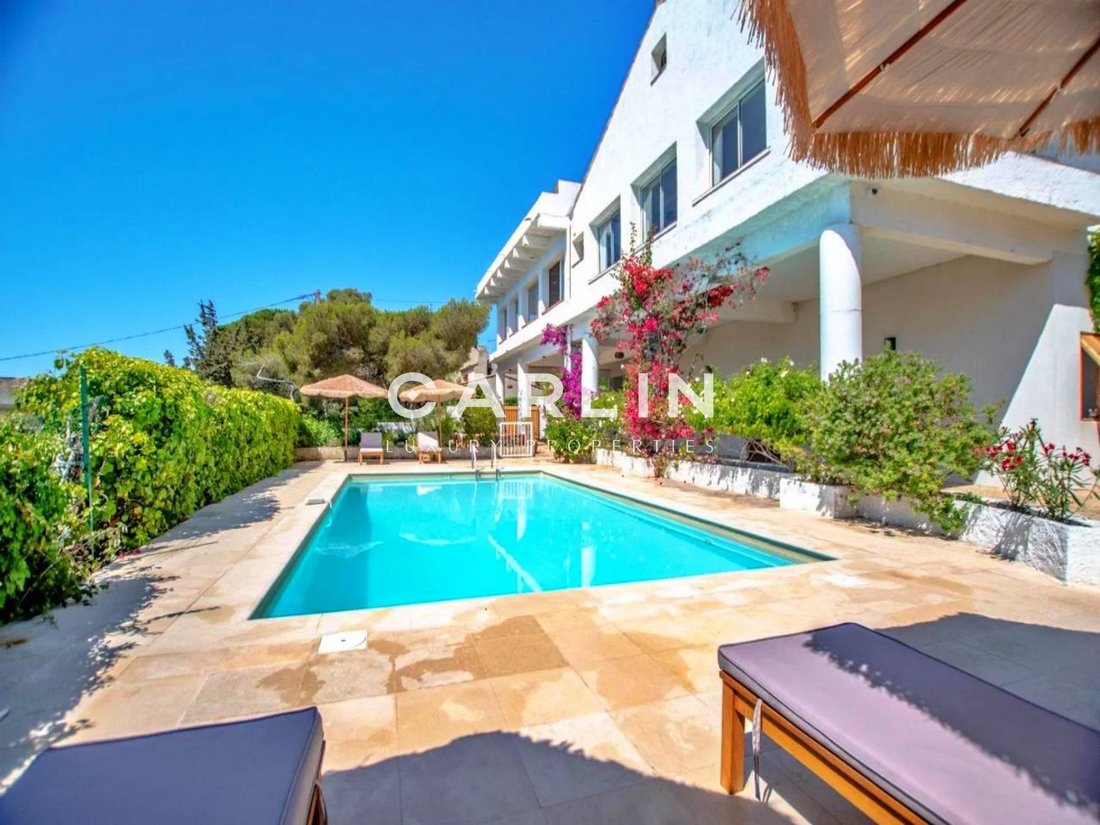 Villa in Les Issambres, Roquebrune-sur-Argens, France 2 - 13893829