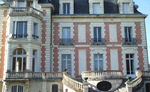 Castle in Saint-Biez-en-Belin, Pays de la Loire, France 1