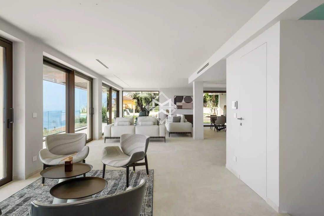 Villa in Village-Cros de Caste-Coupiere-Mont Gros, Roquebrune-Cap-Martin, France 4 - 14614820
