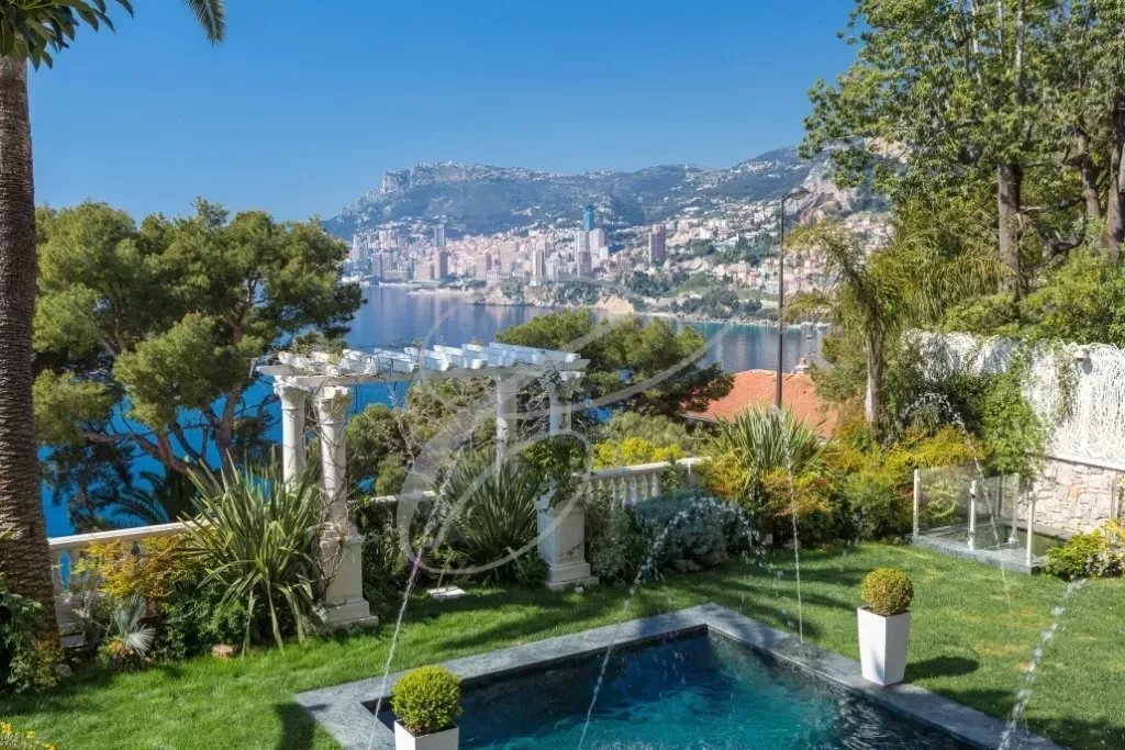 Villa in Cap Martin, Roquebrune-Cap-Martin, France 2 - 11976030