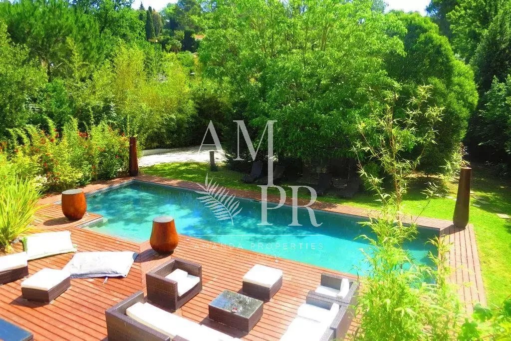 Villa in Mougins, Provence-Alpes-Côte d'Azur, France 2 - 10882161