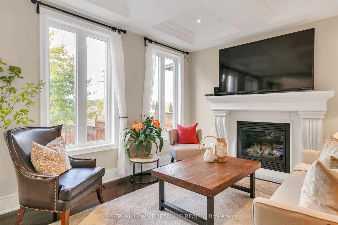 House in Toronto, Ontario, Canada 3 - 15177056