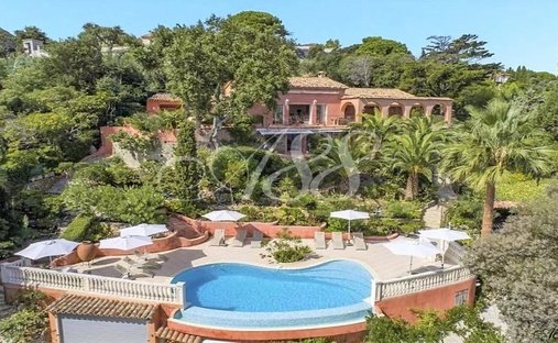 Villa in Basse Suane-Les Virgiles, Sainte-Maxime, France 1