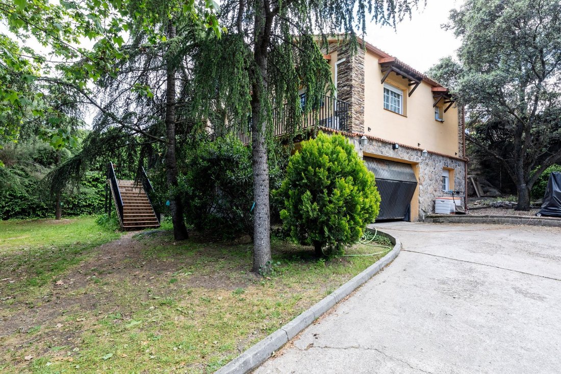 Villa in La Navata, Community of Madrid, Spain 5 - 15192132