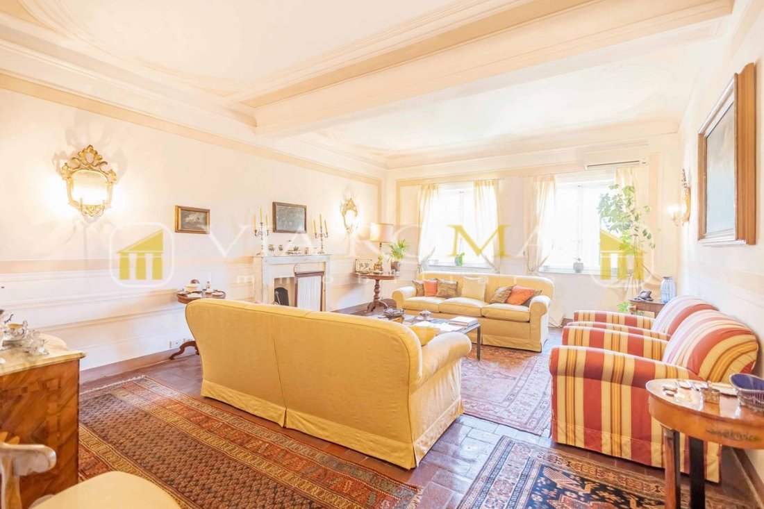 Apartment in Historic Center, Lucca, Tuscany 3 - 14477110
