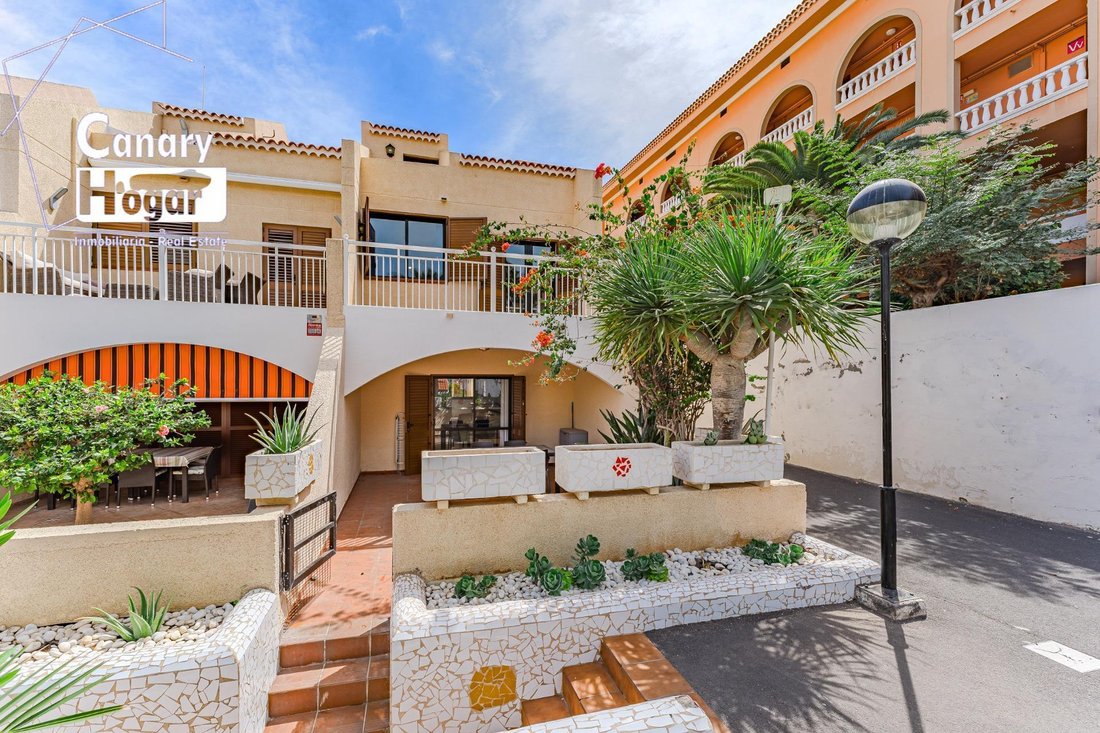 Villa in Playa de las Americas, Canary Islands, Spain 4 - 15192309