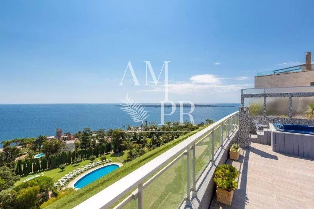 Apartment in Cannes, Provence-Alpes-Côte d'Azur, France 3 - 10877152