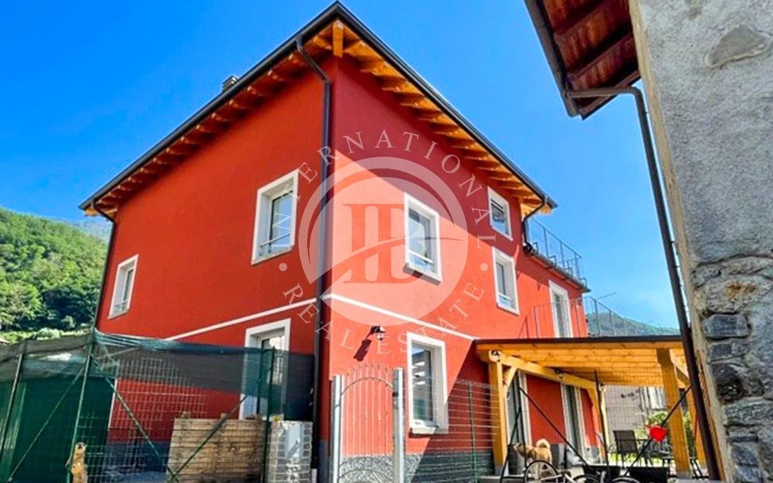 Villa in Sorico, Lombardy, Italy 2 - 15194841