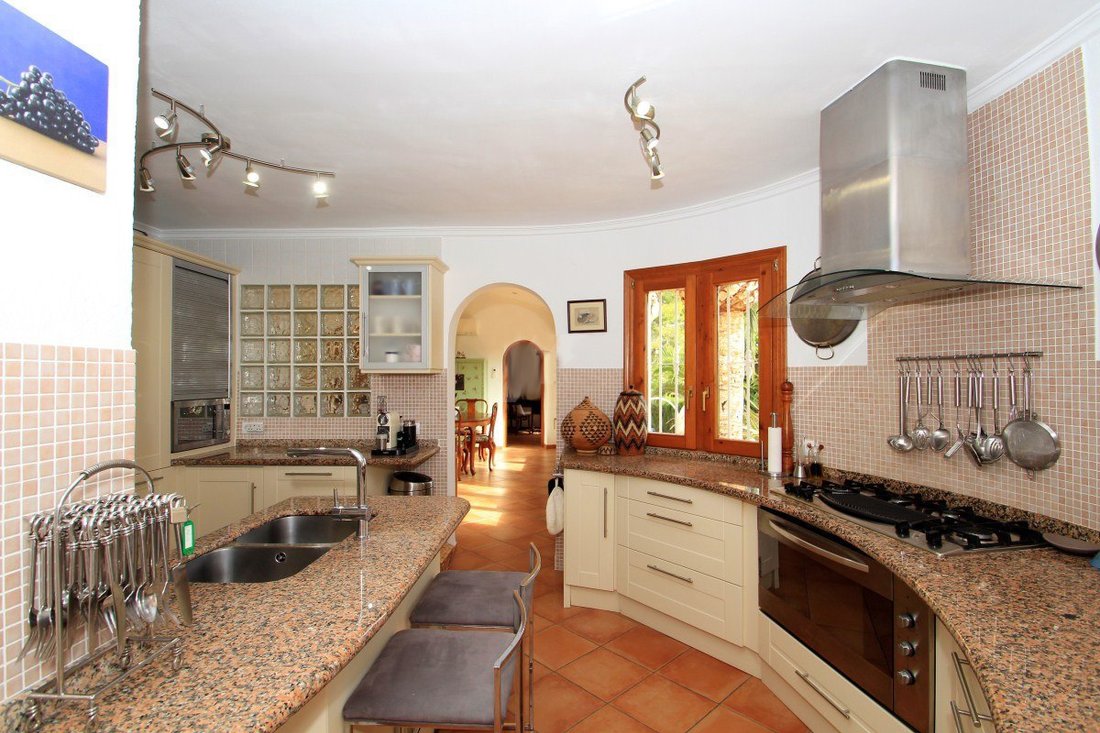 Villa in Moraira, Teulada, Valencian Community 5 - 12416927