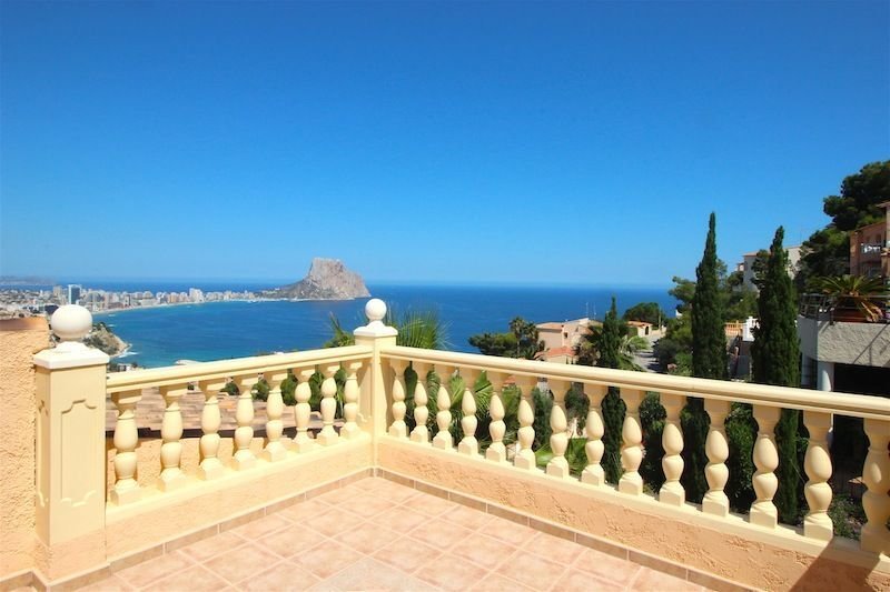 Villa in Calp / Calpe, Valencian Community, Spain 1 - 12417089