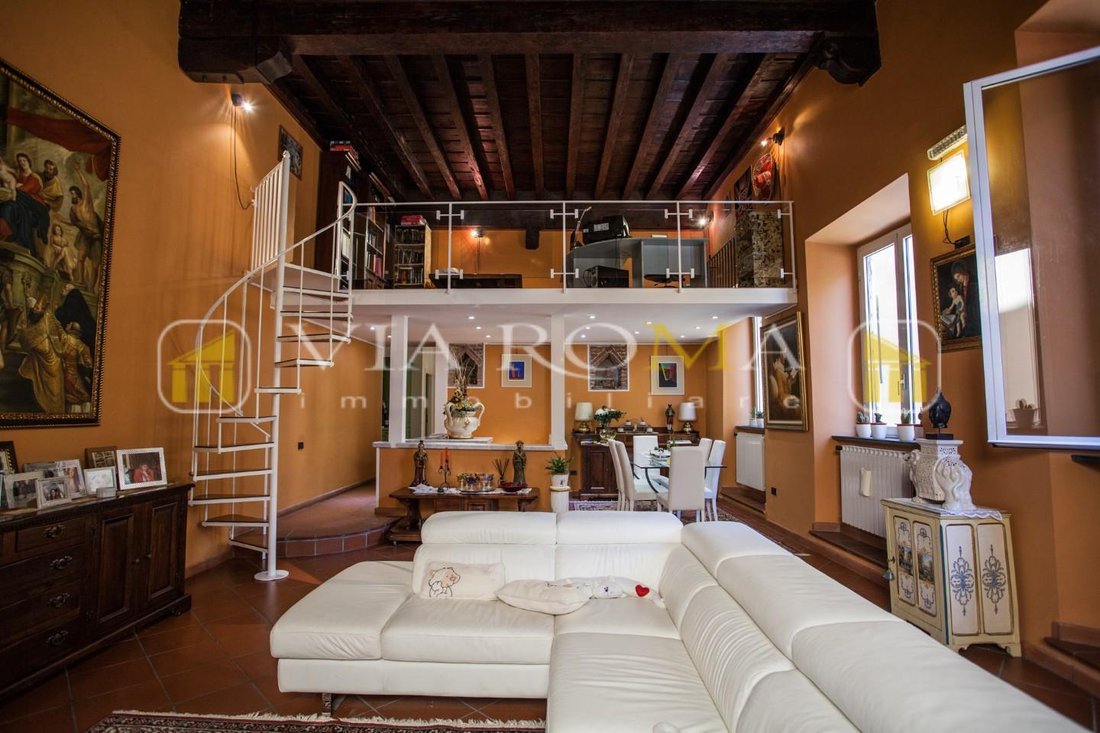 Apartment in Historic Center, Lucca, Tuscany 2 - 12568465