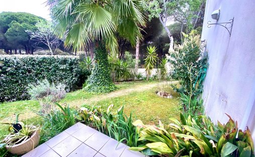 House in Ombree d'Anjou, Pays de la Loire, France 1
