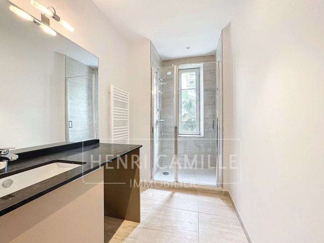 Apartment in Cannes, Provence-Alpes-Côte d'Azur, France 5 - 14335043