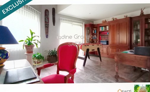 Castle for Sale in Barbezieux-Saint-Hilaire, Nouvelle-Aquitaine, France