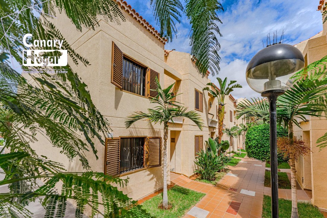 Villa in Playa de las Americas, Canary Islands, Spain 1 - 15192309