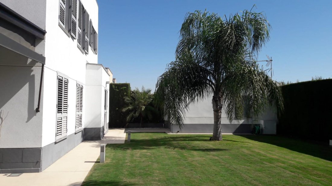 Villa en Espartinas, Andalucía, España 4 - 15191624