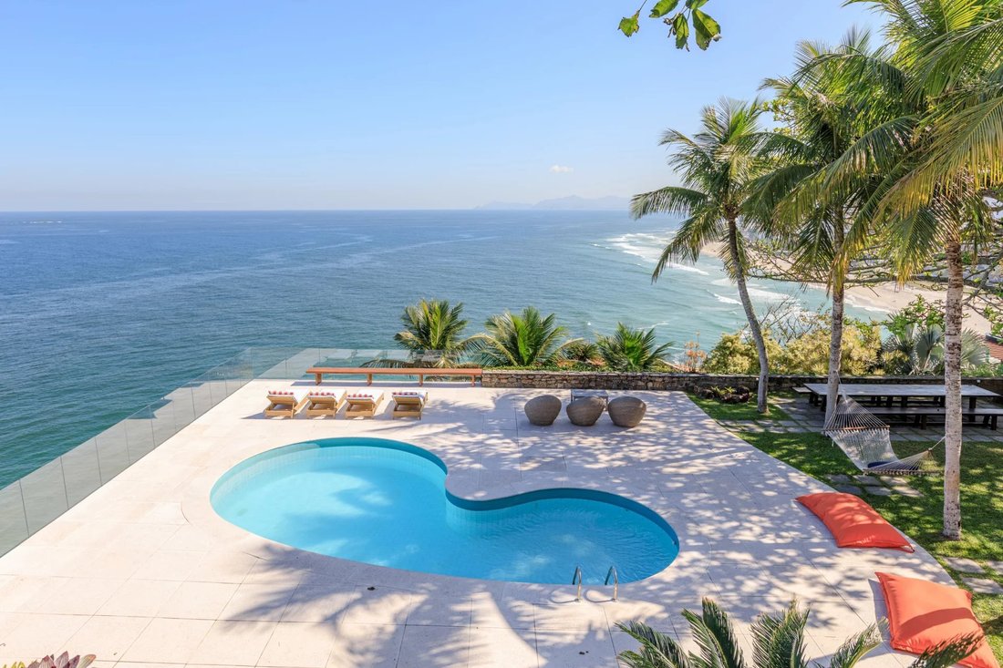 Villa in Rio de Janeiro, State of Rio de Janeiro, Brazil 2 - 10449504