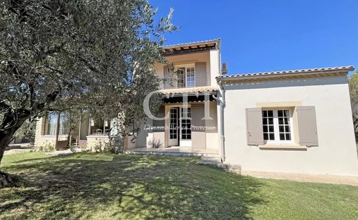 Villa in Le Barroux, Provence-Alpes-Côte d'Azur, France 1
