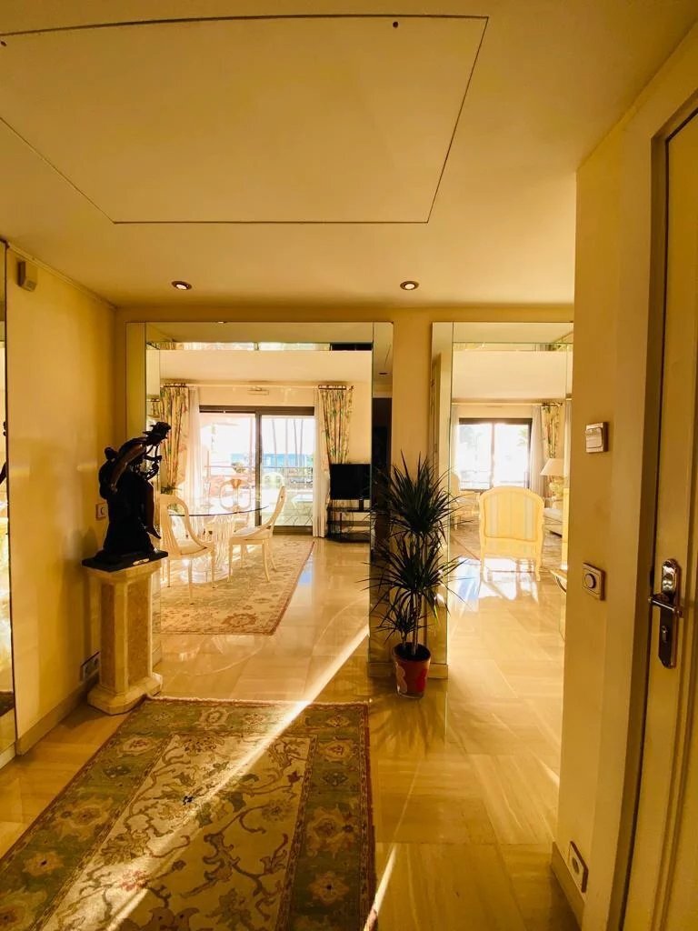 Apartment in La Source, Cannes, France 3 - 12374535