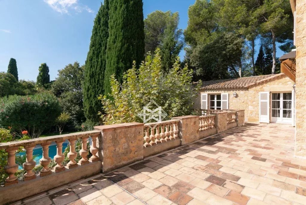 Villa in Antibes, Provence-Alpes-Côte d'Azur, France 5 - 11025047
