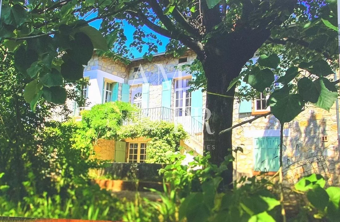 House in Mougins, Provence-Alpes-Côte d'Azur, France 2 - 14688928
