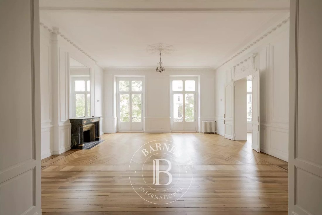 Apartment in Hôtel de Ville-Quinconce-Saint Seurin-Fondaudège, Bordeaux, France 4 - 14869794