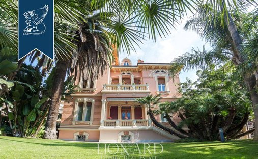 Villa in Taggia, Liguria, Italy 1