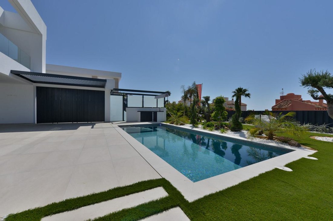 Villa in l'Albir, l'Alfas del Pi, Valencian Community 3 - 12974642