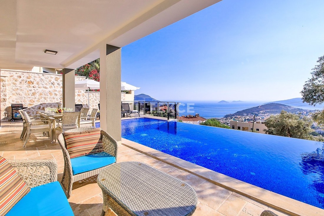 Villa in Kaş, Antalya, Turkey 1 - 15187926