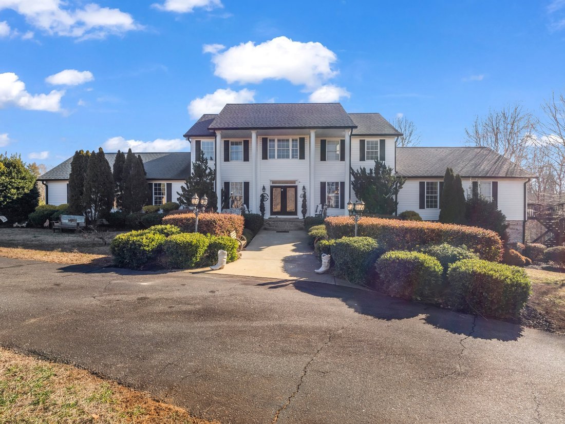 House in Bostic, North Carolina, United States 4 - 15188251