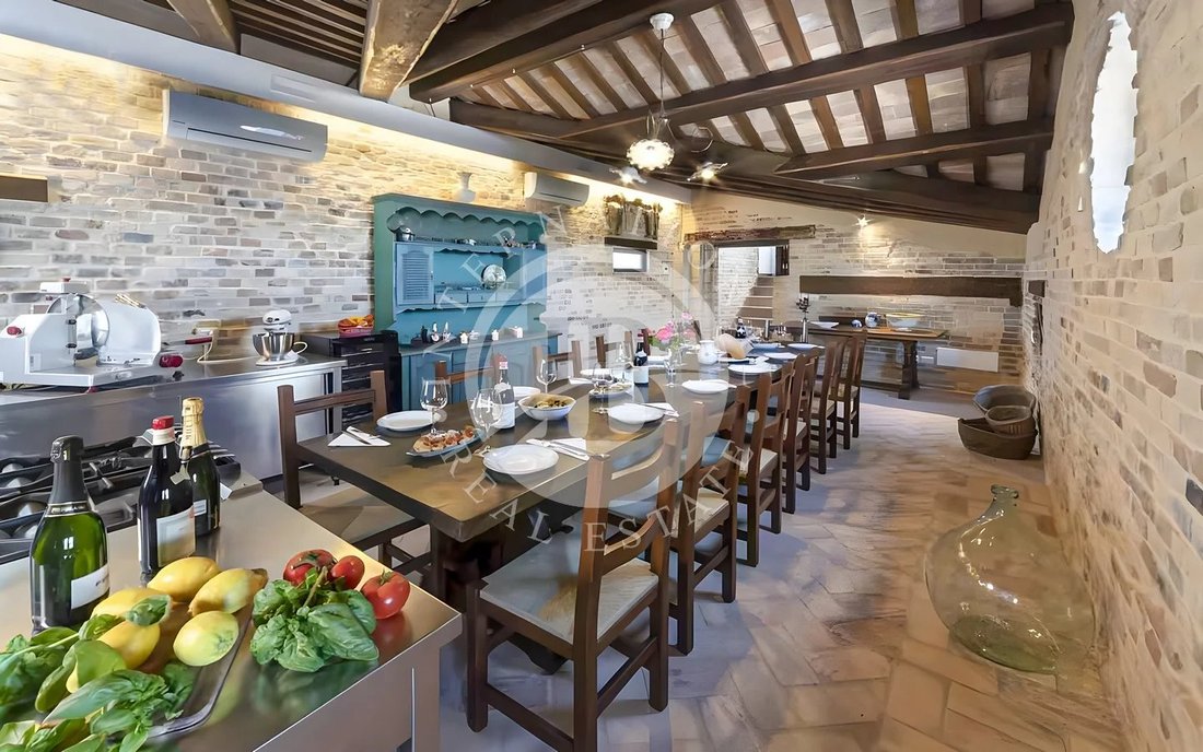 Villa in Sant'Omero, Abruzzo, Italy 5 - 15194839