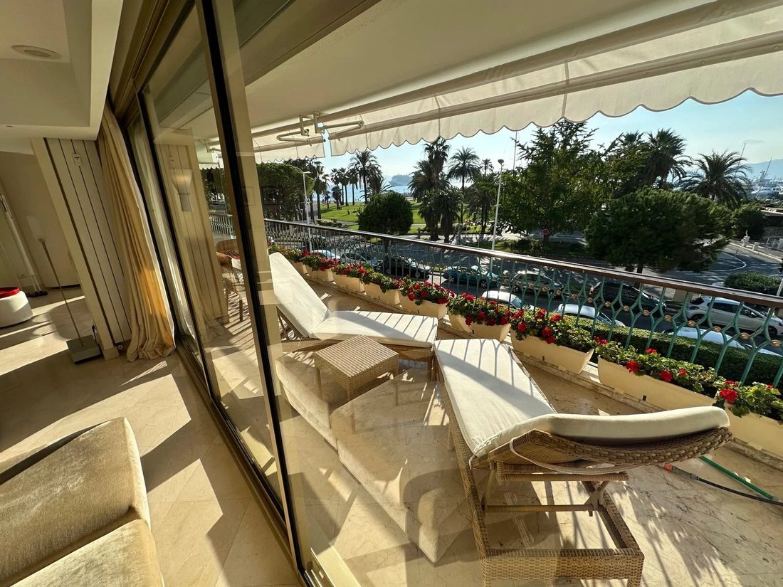 Apartment in Cannes, Provence-Alpes-Côte d'Azur, France 2 - 14754497