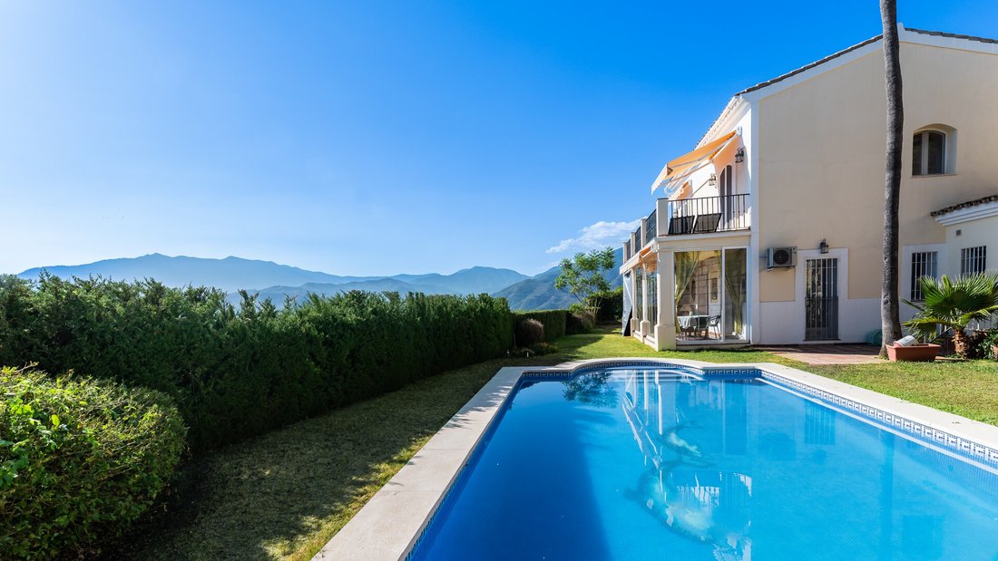 Villa in Istán, Andalusia, Spain 1 - 15196213