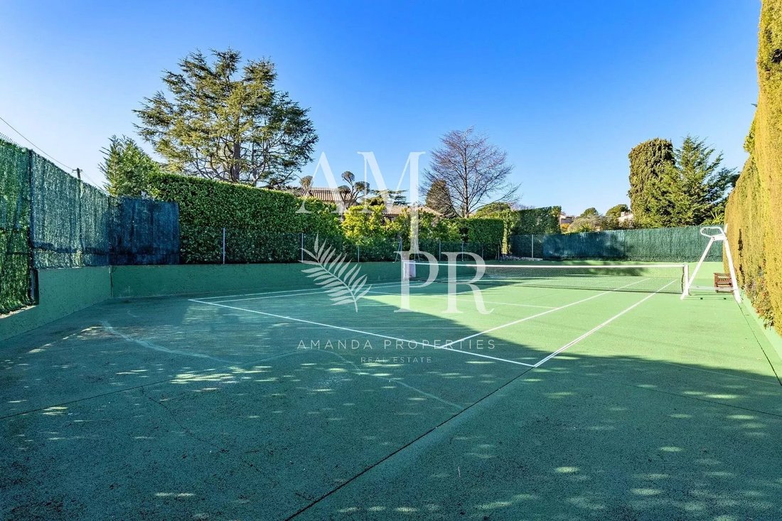 House in Mougins, Provence-Alpes-Côte d'Azur, France 3 - 13133112