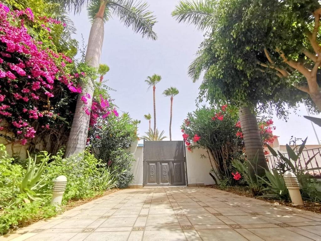 Villa in Costa Adeje, Adeje, Canary Islands 1 - 15191797