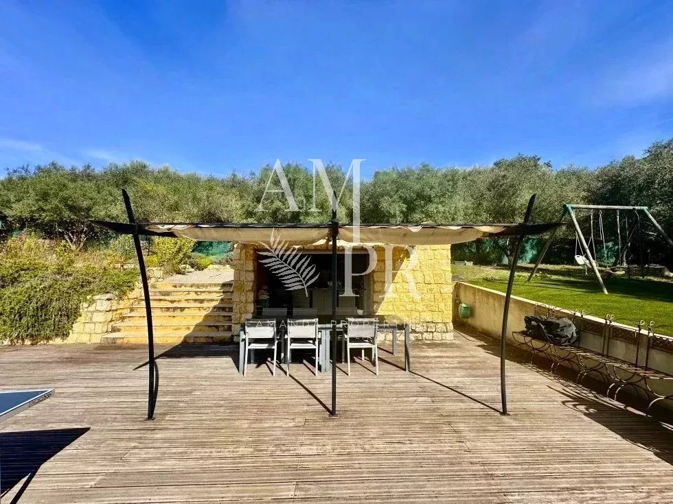 House in Mougins, Provence-Alpes-Côte d'Azur, France 4 - 14876735