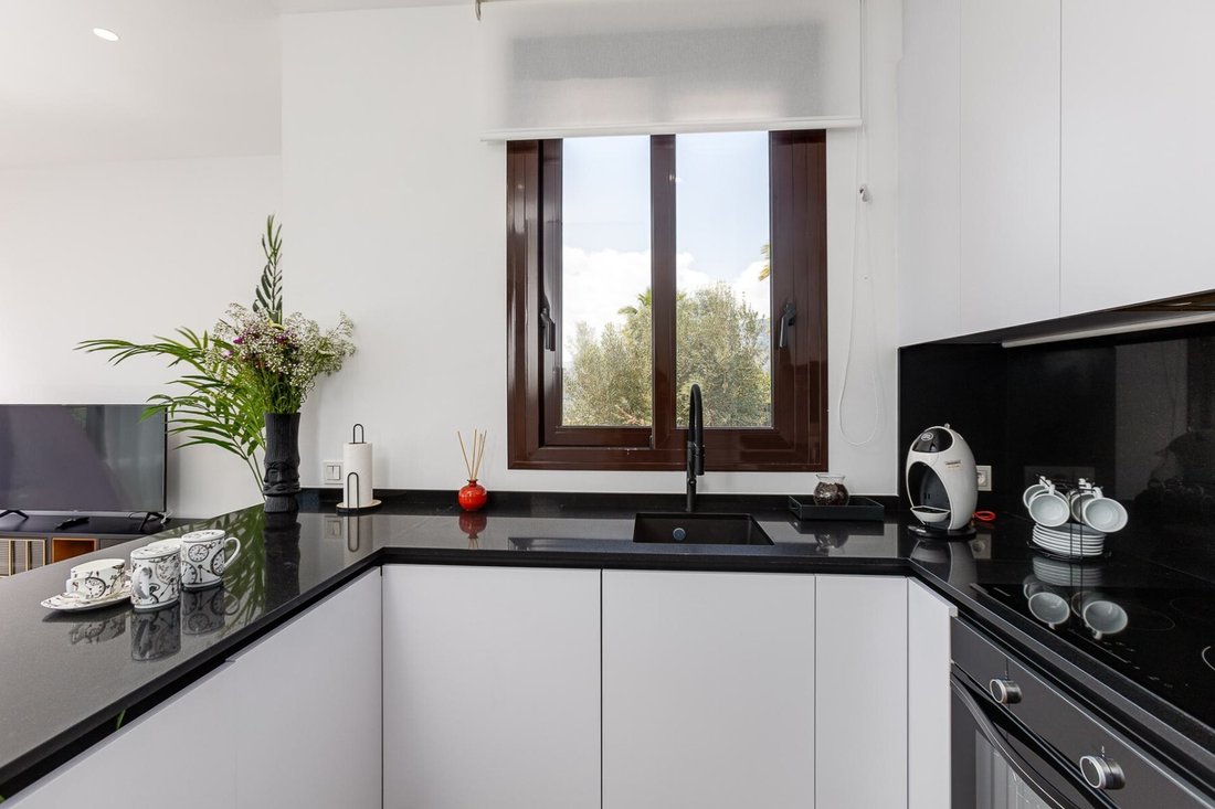 Villa in Finestrat, Valencian Community, Spain 2 - 12416954
