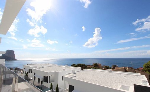 House in Calp / Calpe, Valencian Community, Spain 1