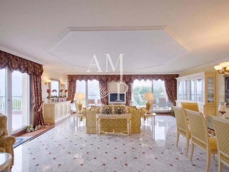 Villa in Centre, Vallauris, France 3 - 10877185
