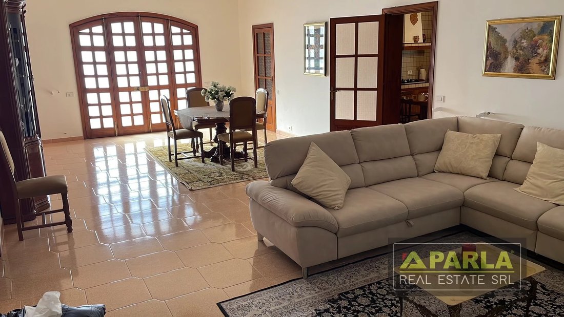 Villa in Italy 4 - 15192723