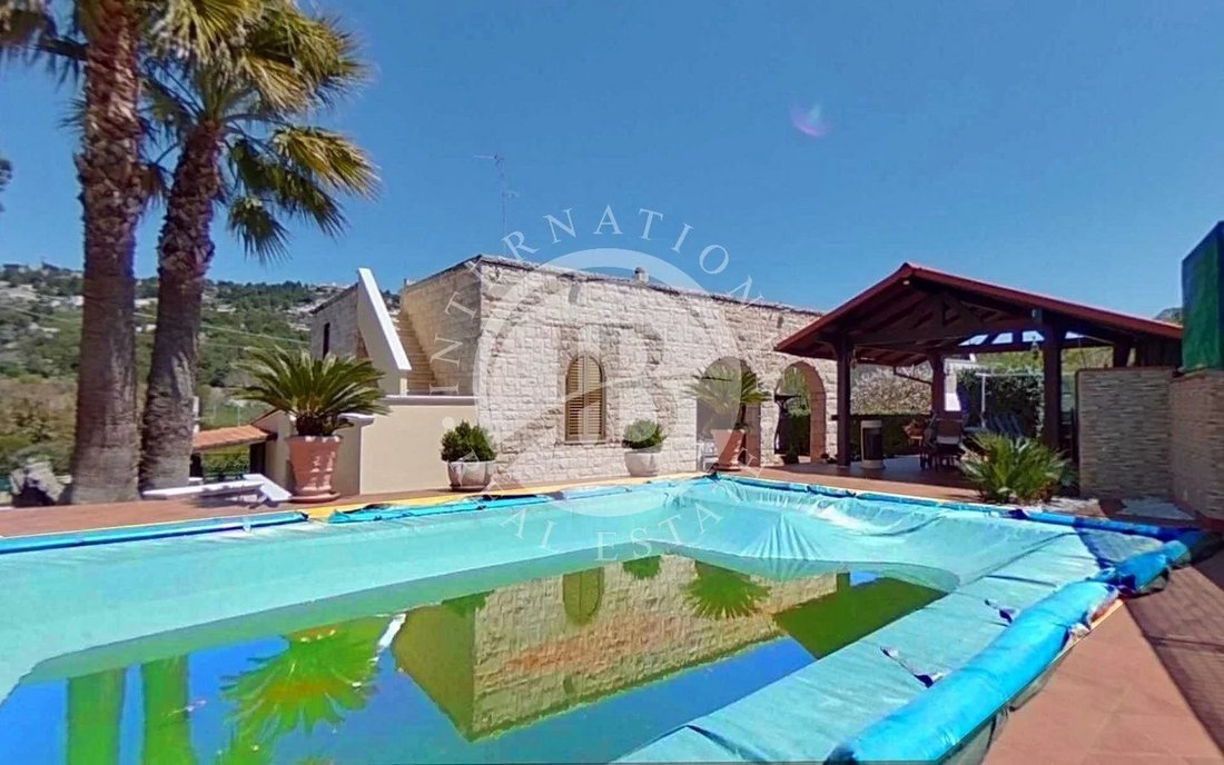 Villa in Selva di Fasano, Apulia, Italy 1 - 14273583