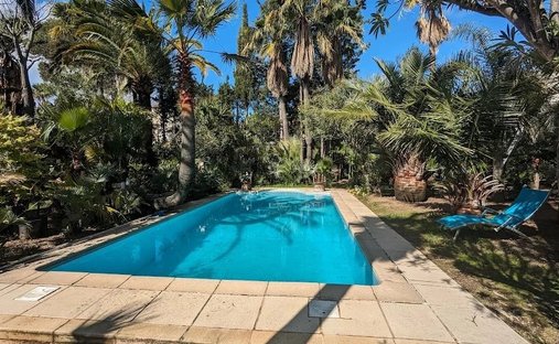 House in Frejus, Provence-Alpes-Côte d'Azur, France 1
