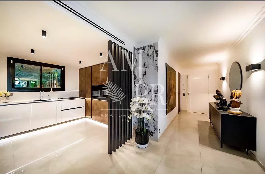 Apartment in Collines, Le Cannet, France 4 - 13731981
