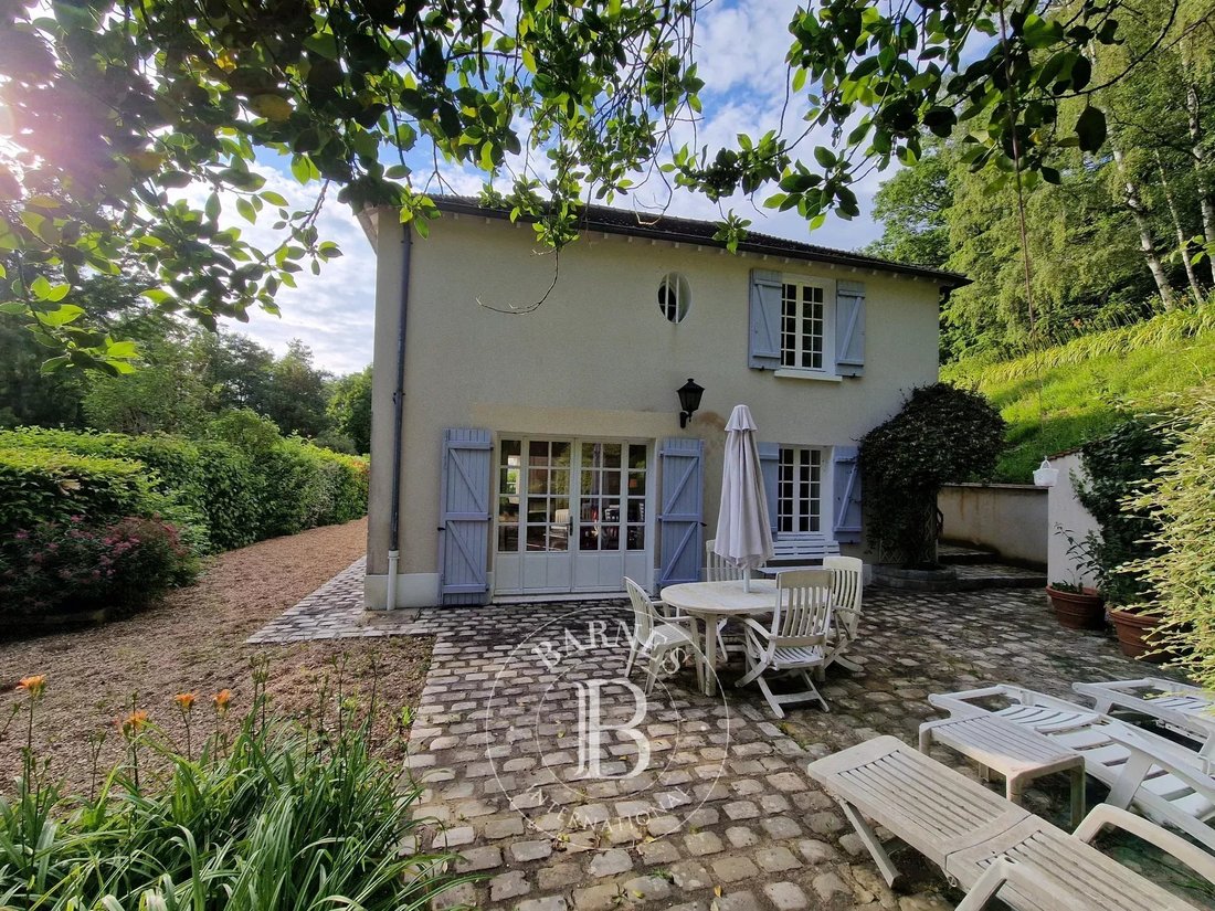 House in Milon-la-Chapelle, Ile-de-France, France 5 - 12781295
