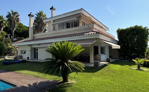 Haus in Montgat, Katalonien, Spanien 1
