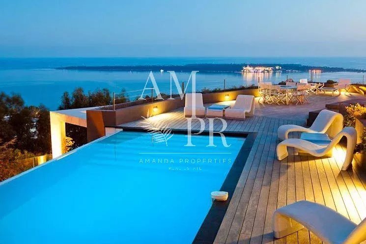 Villa in Cannes, Provence-Alpes-Côte d'Azur, France 3 - 10877548